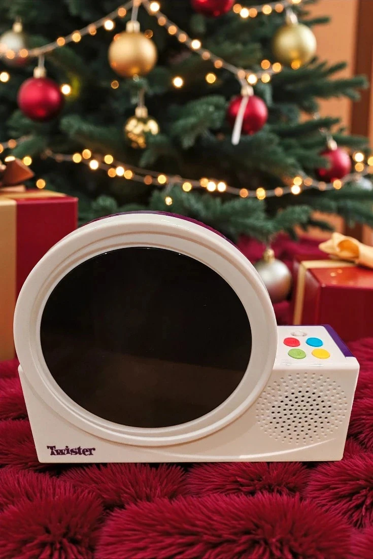 Twister Dance Hasbro Console de Danse MP3 Danseuse Numérique / Jeu de Danse Neuf – photo 3